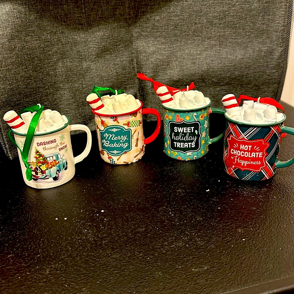 Pioneer Women Holiday Ornaments Hot Chocolate Mugs Set Of 4 NIB!!!!🎅🌲♥️